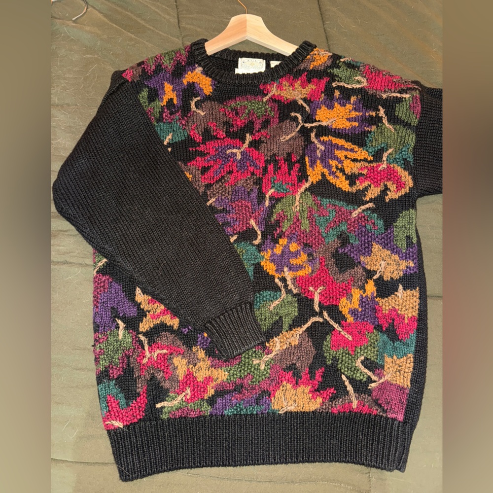 beautiful fall leaves sweater!
